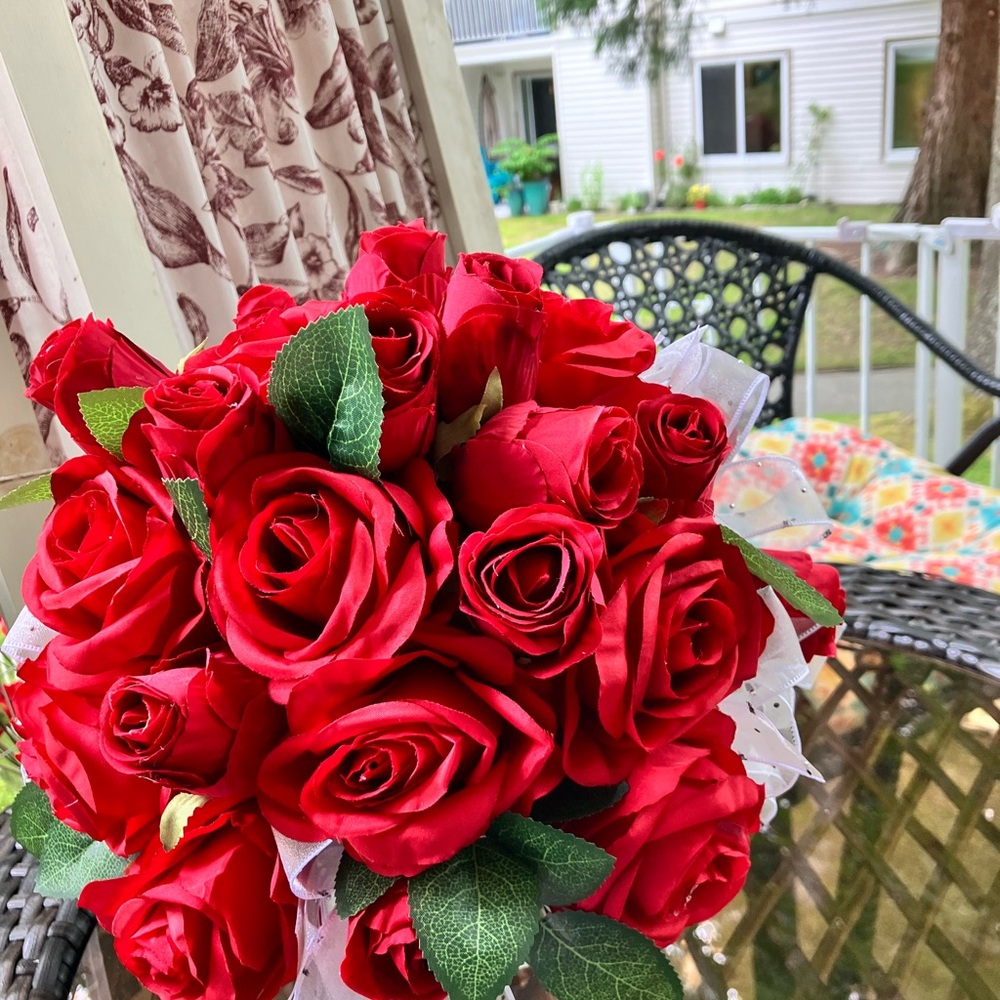 3 DOZEN RED ROSE BOUQUET - Picture 4 of 6